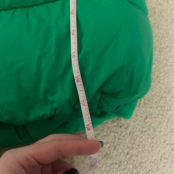 Green puffer vest - Picture 5 of 6